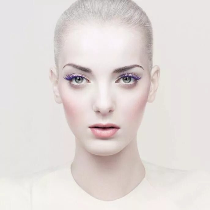 Саша лусс 2020. Саша лусс без макияжа. Стала очень бледной. Стала очень бледной. Стала очень бледной.