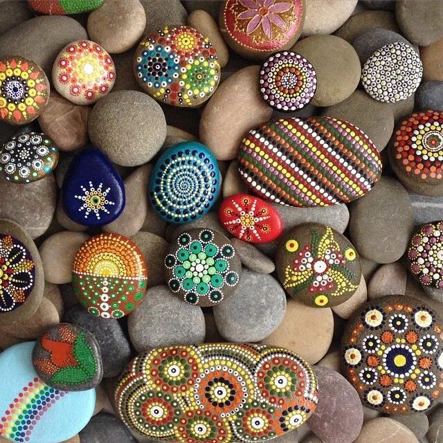 Stone craft. Изделия из морских камней. Мандала на камушке. Роспись на камнях. Декор из камней.