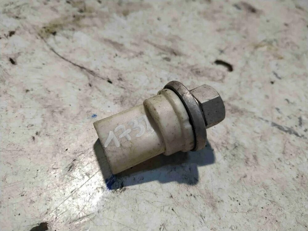 8e0959126b. 4f0959126b. Датчик кондиционера boxer 3. W. Датчик кондиционера бу.