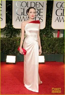 Порно адам зәр шығарып, жұлқылайды