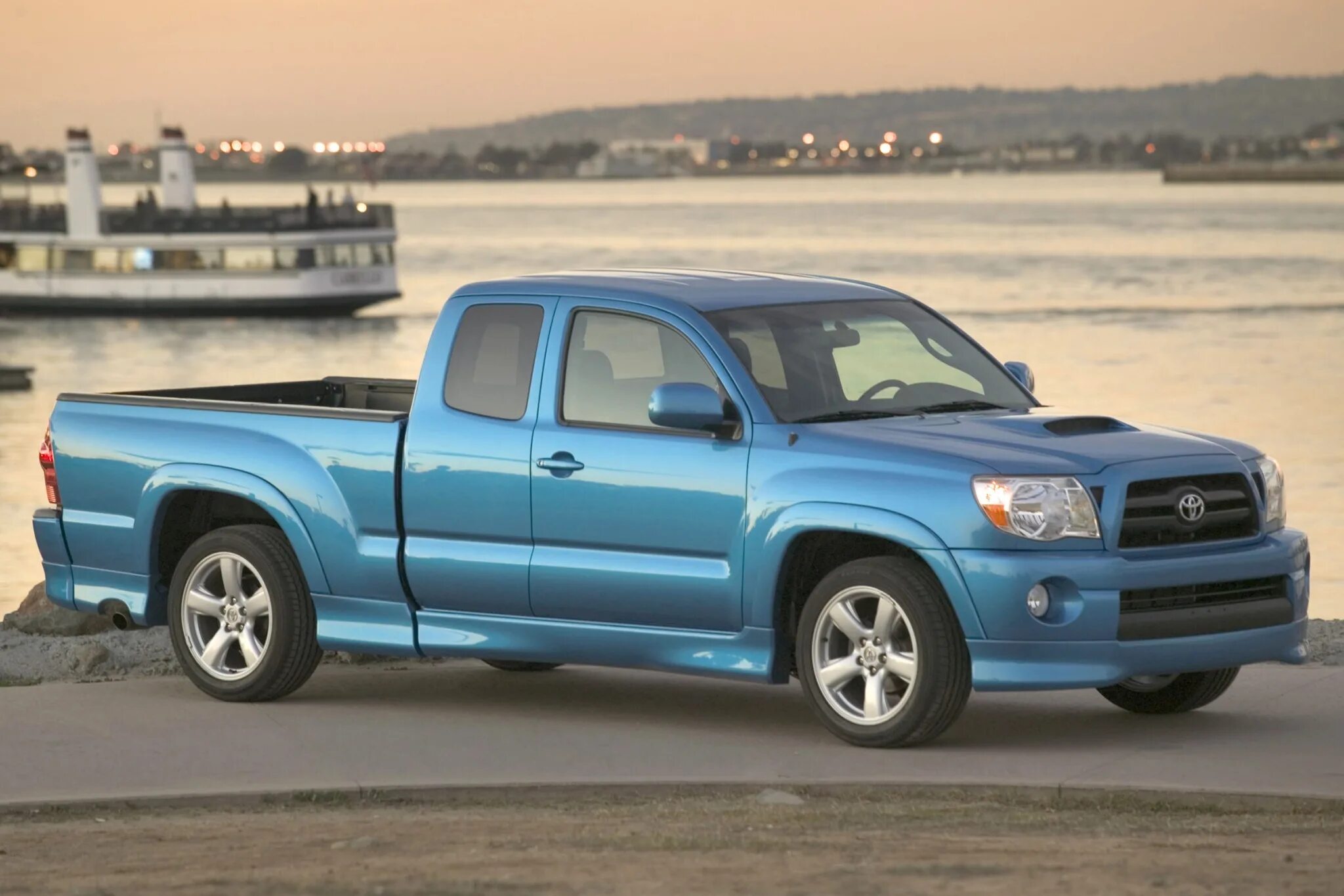 Как выглядит пикап. Toyota tacoma 2. пикап toyota tacoma. toyota tacoma x-runner. toyota tacoma 4.0.