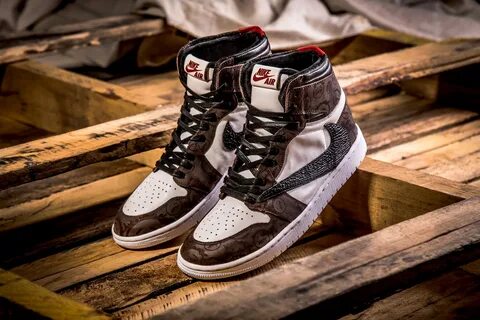 Nike dunk travis scott