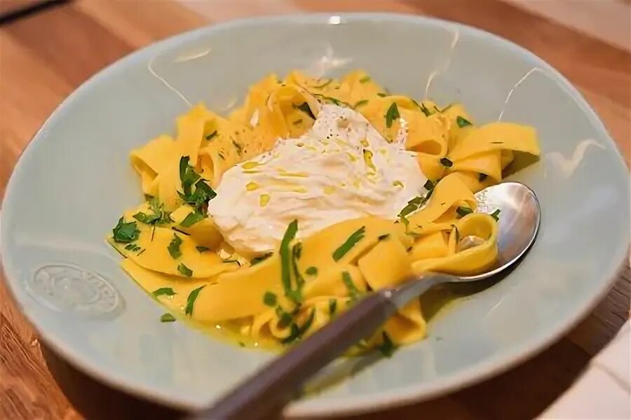 папарделли цезарь. паппарделле со страчателлой. паппарделле со страчателлой сыроварня.