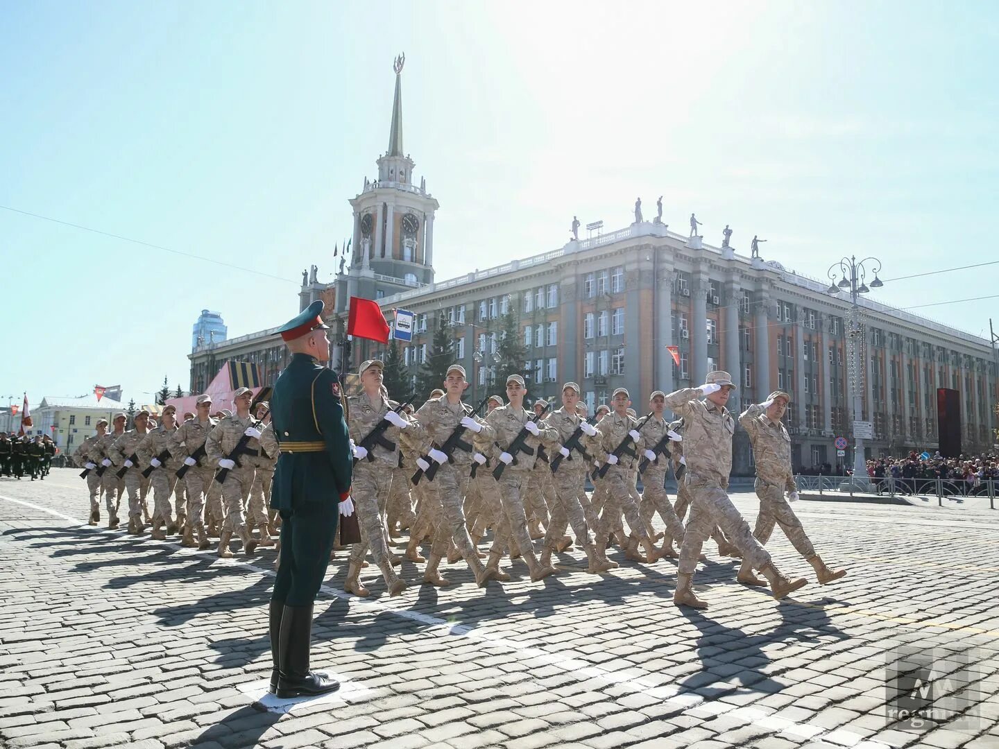 Парад в Нижнем Новгороде в честь 70 летия Победы. Парад Победы 2018 Екатеринбург. День Победы парад. 9 Мая парад Победы.