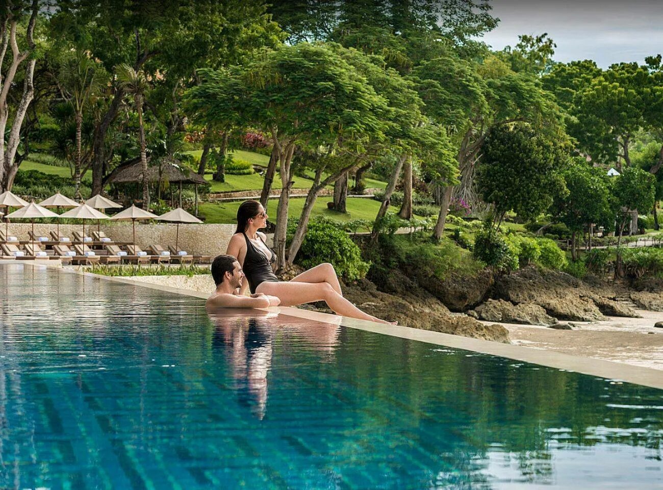 Время бали индонезия. Бали four Seasons. Four Seasons Bali at Jimbaran Bay. Убуд Бали пляжи. Savoya Бали.