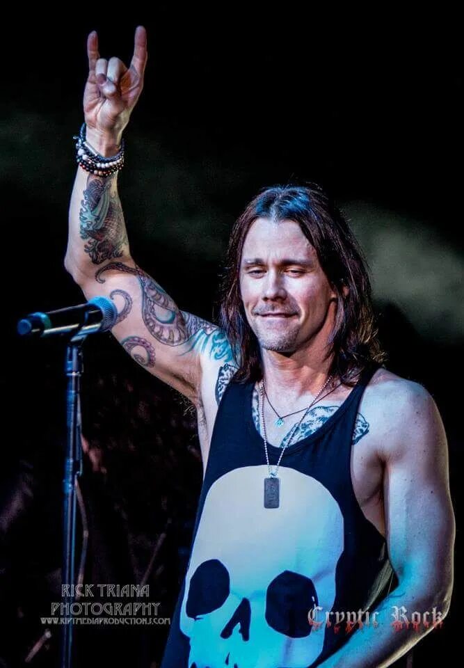 Myles kennedy the art of letting go