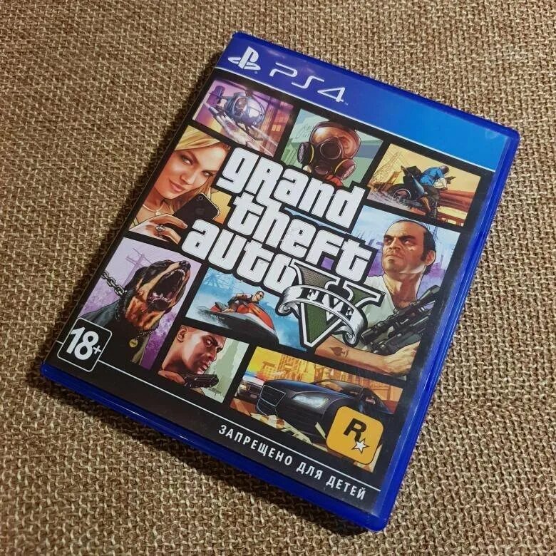 Купить гта гифтом. GTA 5 ps4 диск. Диски GTA для PLAYSTATION 4. Диск ГТА 5 на пс4. Диск ГТА 5 на плейстейшен.