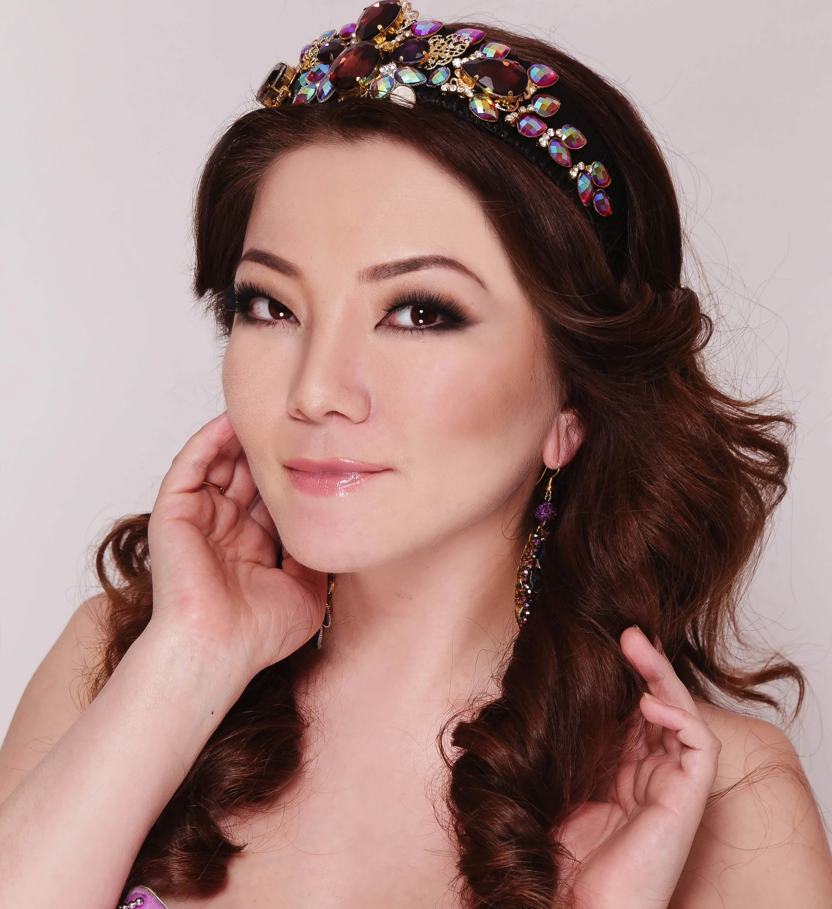 якутская национальная шапка дьабака. сахалыы ырыа. сахалыы ырыа. якутский певец сиэйэ уола. айгылаан сорокин.