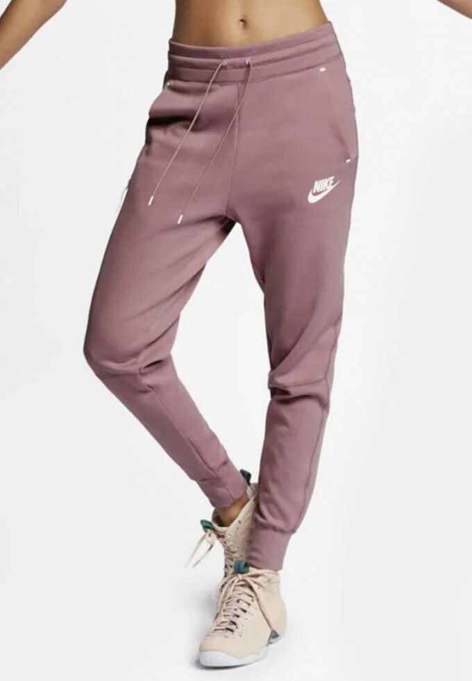 Красивые спортивные брюки. Брюки nike женские w nsw. nike sportswear tech fleece штаны женские. брюки nike w nsw tch flc pant. женские брюки nike tech fleece pants.
