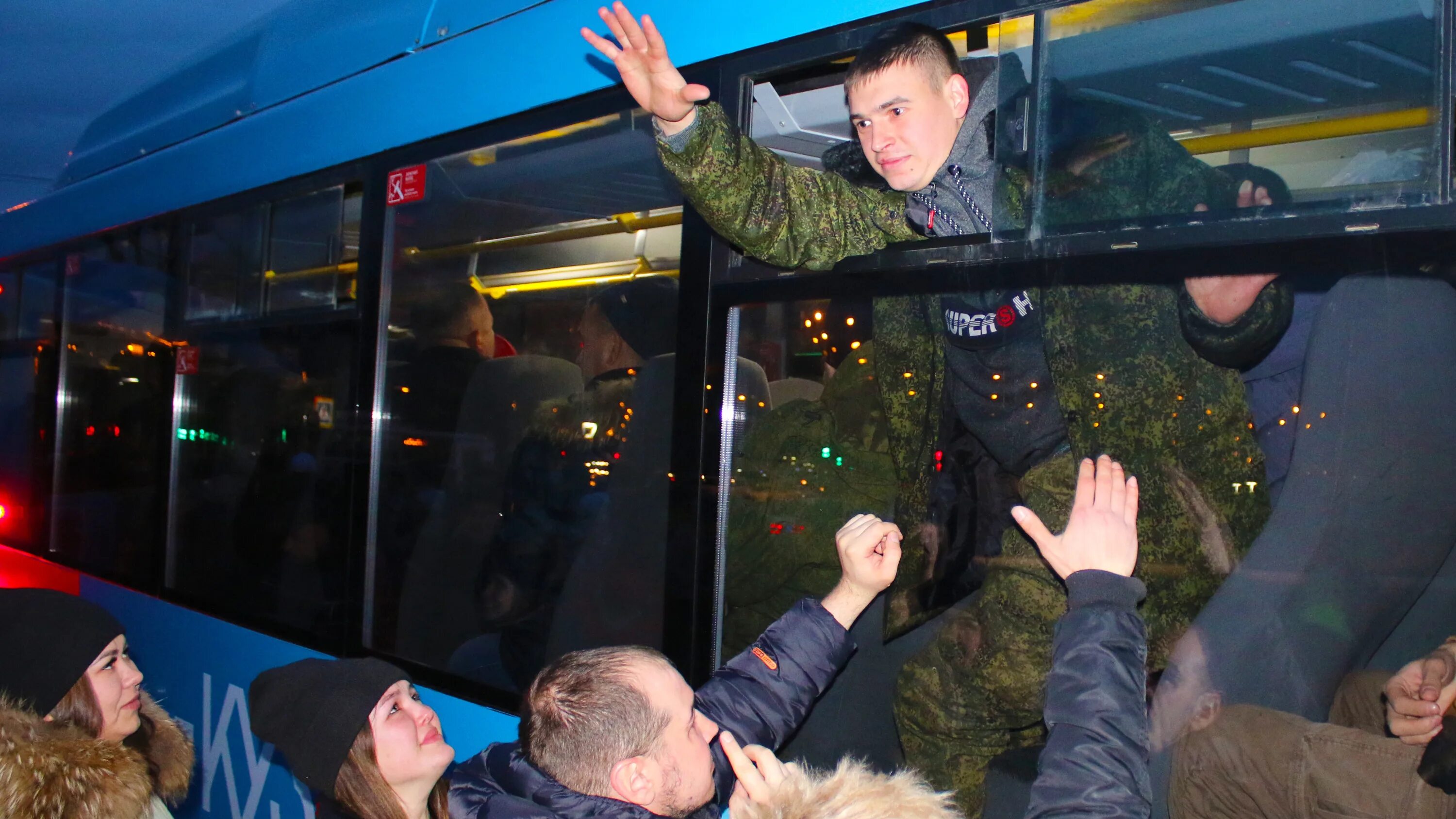 Спецоперация мобилизованные. Мобилизация проводы. Мобилизация Новокузнецк 2022. Мобилизованные Новокузнецк.