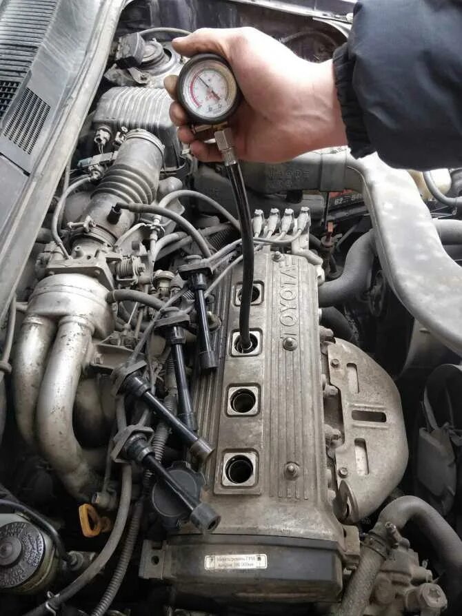 Как поднять компрессию в двигателе. Маленькая компрессия в двигателе. Как поднять компрессию в двигателе. Компрессометр ваз 21124. Как поднять компрессию в двигателе.