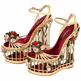 Shoes piece