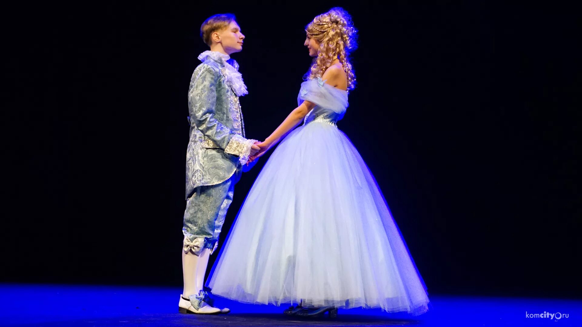 па де шаль из балета золушка прокофьева. золушка в космосе екатеринбург. повесть о золушке аниме. спектакль золушка воронеж. золушка театр мюзикла.