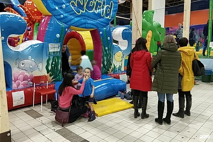 Сигма развлекательный центр. Т. Т. Сигма парк ижевск детский. Торговый центр сигма ижевск.
