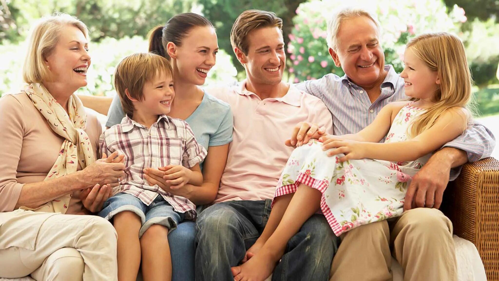 Родственники, близкие родственники. Ближайшие и дальние родственники. Телефон ближайших родственниках. Родственники, близкие родственники. Телефон ближайших родственниках.