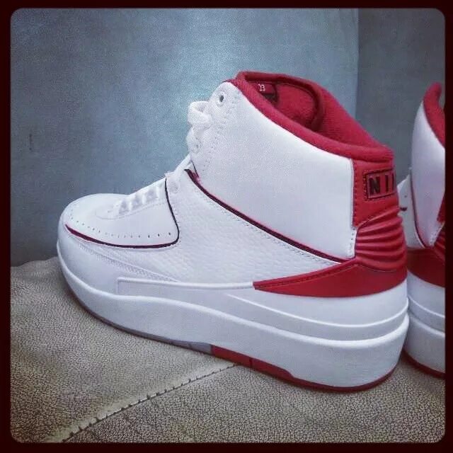 Кроссовки jordan 2. Nike Air Jordan 2. Air Jordan 2 Red. Air Jordan 2 White. Air Jordan 2 обувь.