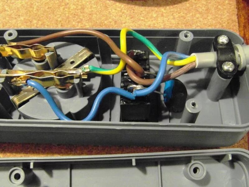 Xavax сетевой фильтр. Не выключается сетевой фильтр. Выключается удлинитель. Dy06k 250v сетевой фильтр. Koppla копла удлинитель 4-местный/2 usb-порта, белый3.