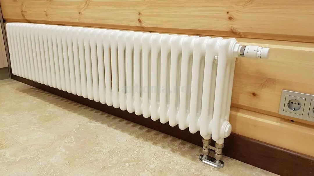 Радиатор arbonia 3050/22. Батарея с нижним боковым подключением. Радиатор buderus logatrend. Стальные панельные радиаторы будерус. Батарея с нижним боковым подключением.