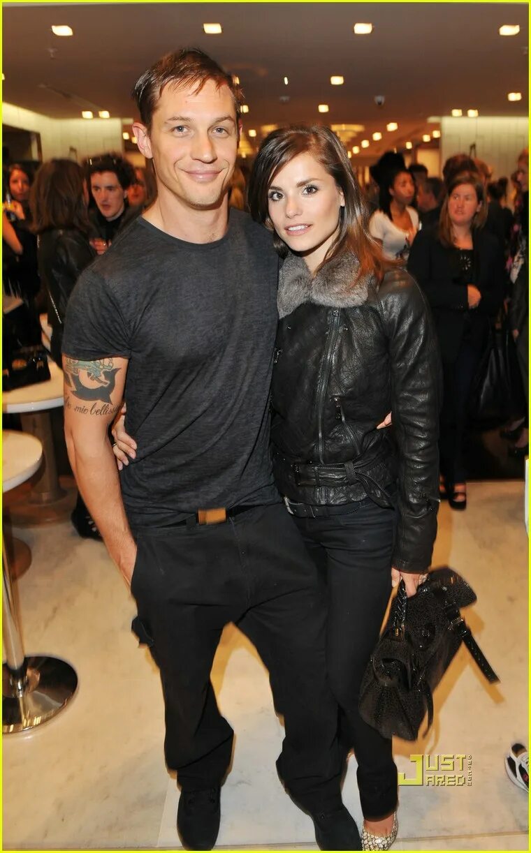 шарлотта райли. девушки тома харди. девушки тома харди. том харди с женой. девушки тома харди.