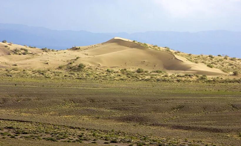 калмыки песчаные барханы. звук поющих песков. пески поющего бархана. парк алтын эмель поющий бархан. как поют пески.