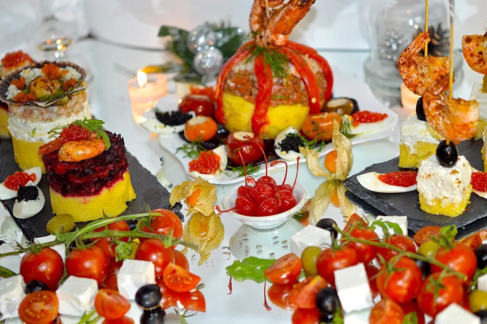 фуршетное меню на новый год. закуски на фуршетный стол. праздник фуршет. канапе фингер фуд ово лакто. фуршетный стол на корпоратив.