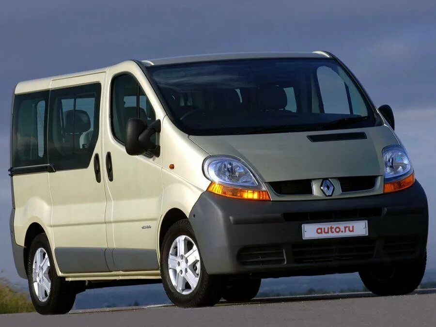 Минивэн Renault Trafic. Renault Traffic 2001. Рено микроавтобусы трафик 2. Renault Trafic II Рестайлинг.