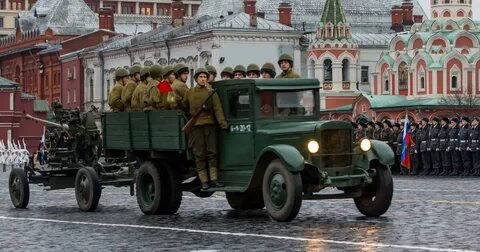 Исторический парад
