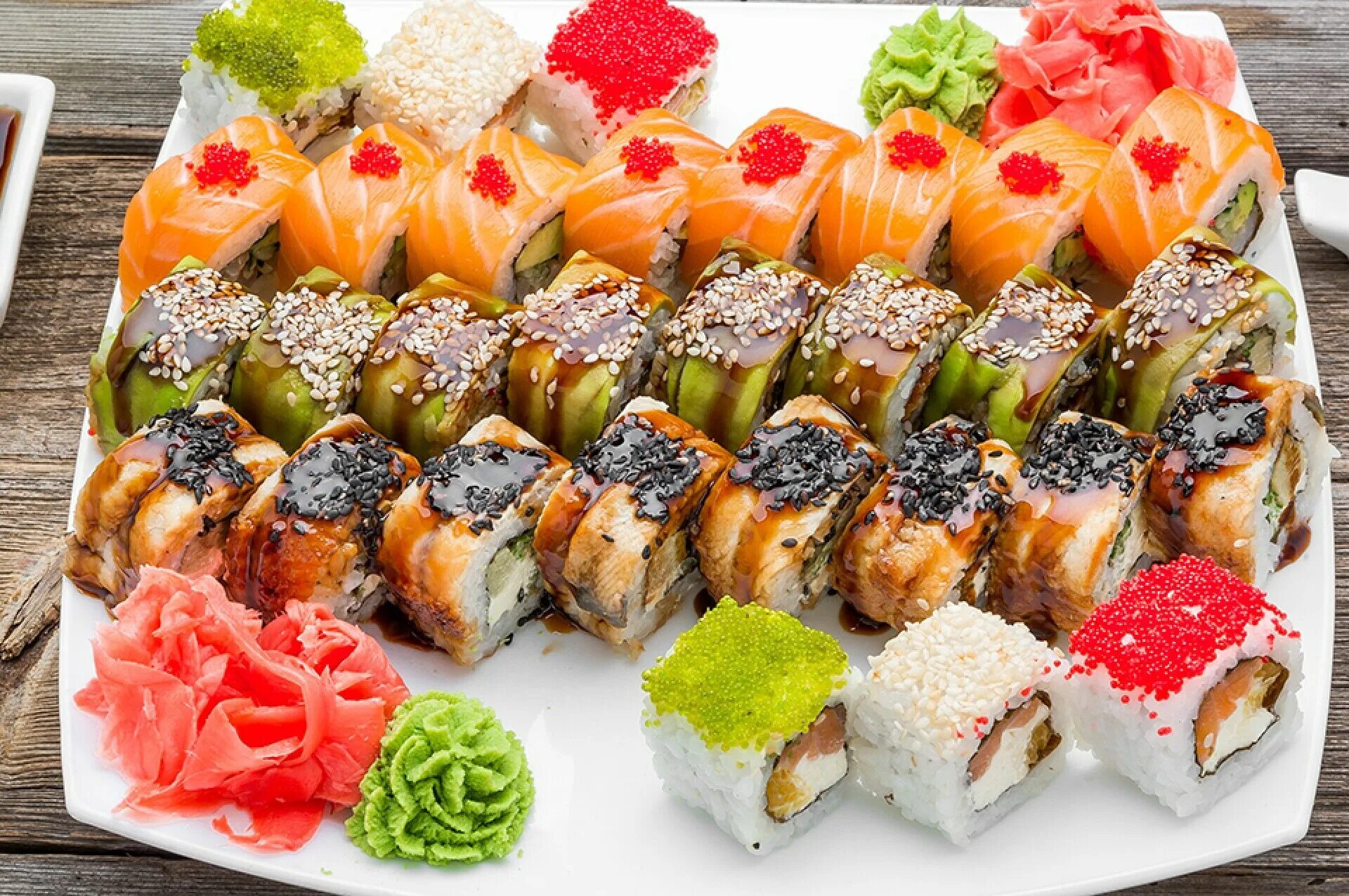 Вкусные роллы и суши. Роллы вкусные недорогие. Вкусные роллы. Какие сеты вкусные. Сет роллов.