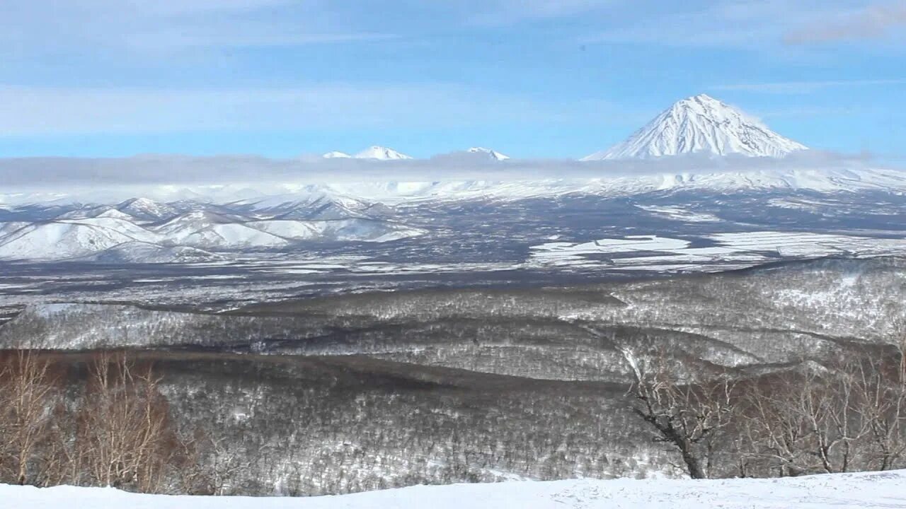 Новости камчатка март. Сопка морозная Камчатка. Гора морозная Петропавловск Камчатский. Петропавловск-Камчатский в марте. Камчатка март.