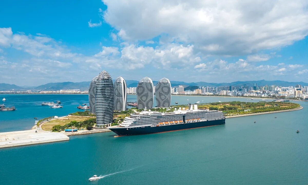 Пляж гранд солюкс санья. Отель феникс санья. Sanya bay санья. Санья хайнань. Санья китай отзывы 2024.