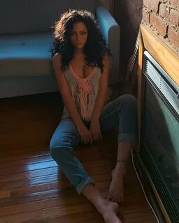 Melanie nicks