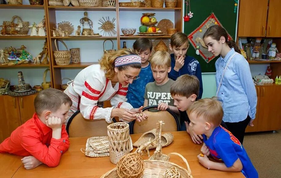 Дом ремесел Астрахань. Мастер классы дом ремесел Астрахань. Промыслов семья