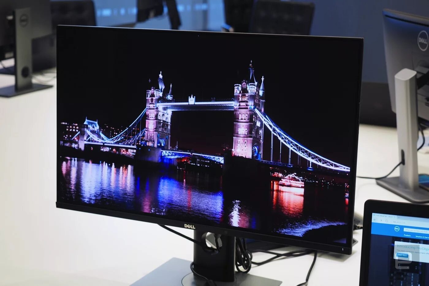 2k oled монитор. Монитор oled 4k. монитор dell oled. oled моник. dell 3017.