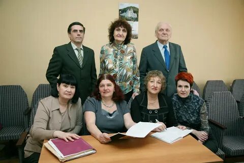 Преподаватели д и