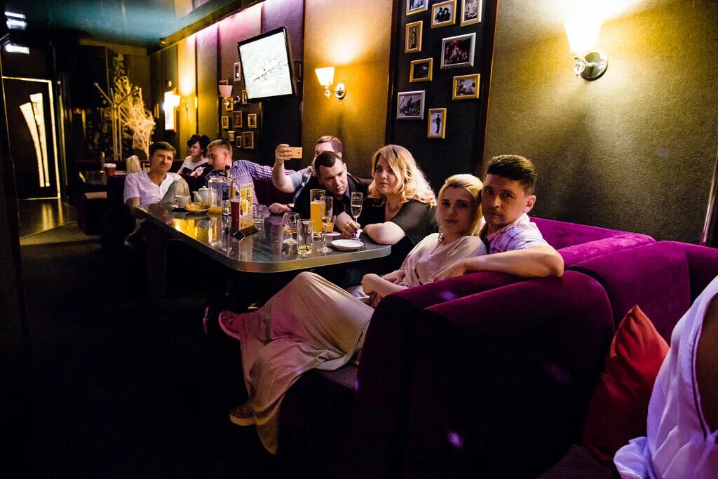 десенов. десенов ресторан бар. десенов караоке бар в десне. десенов. Desenov ресторан.