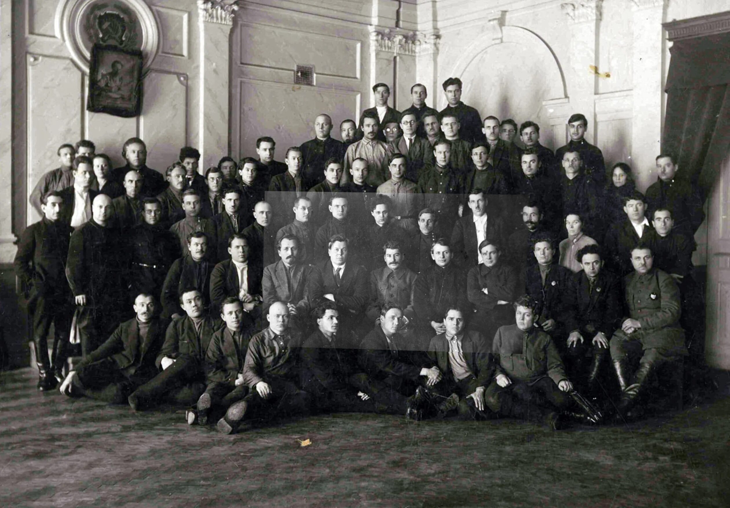 Вкп 1920 год. Делегаты 16 съезда ВКПБ. Сталин в Барнауле в 1928 году. Съезд ВКПБ 1928. XV съезд ВКП 1927.