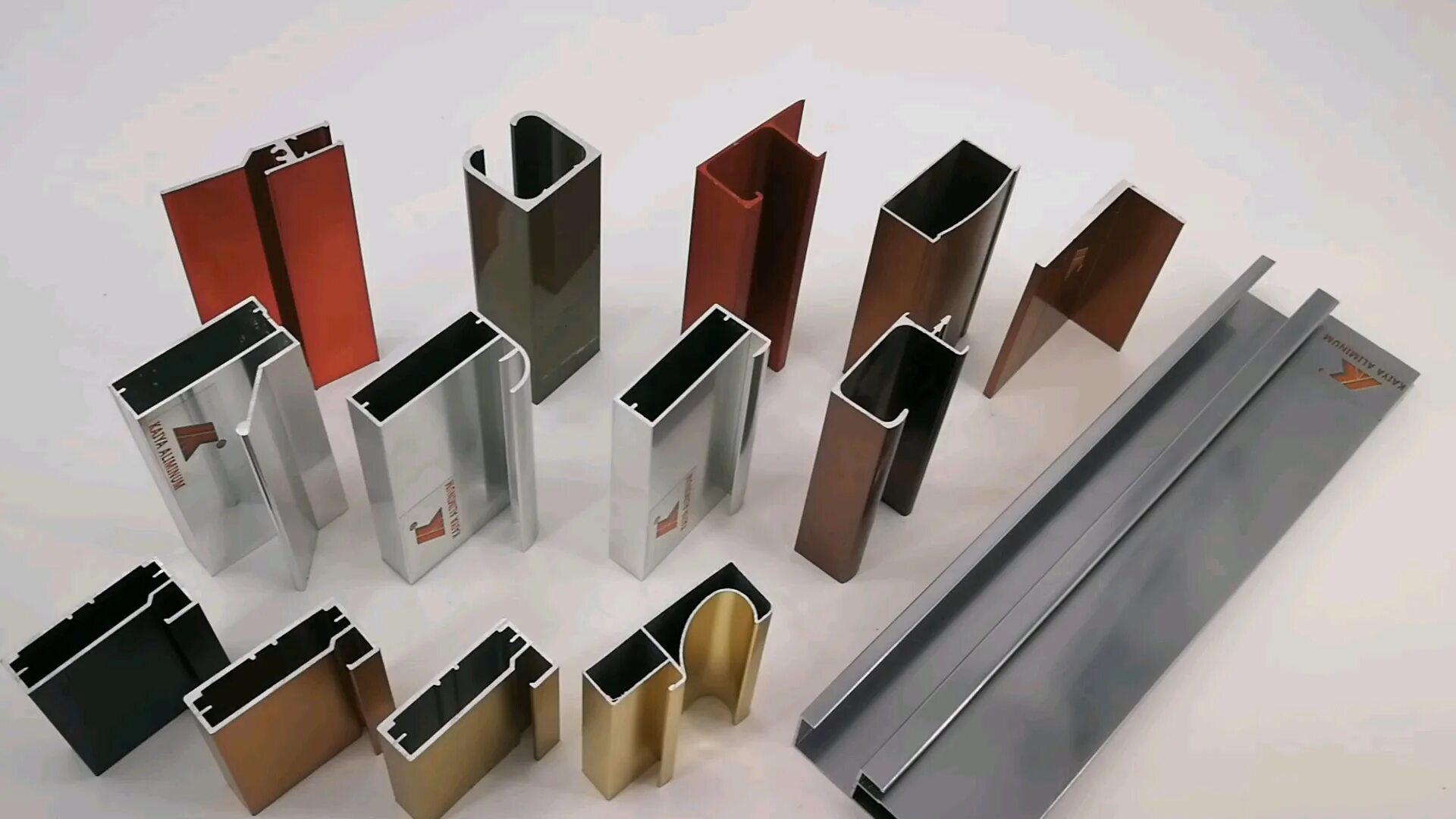 Бесшовные термокороба. Сэндвич короба. Сэндвич-короб татпроф. Термокороба на алюминиевый профиль. Термокороба из сэндвич панелей.