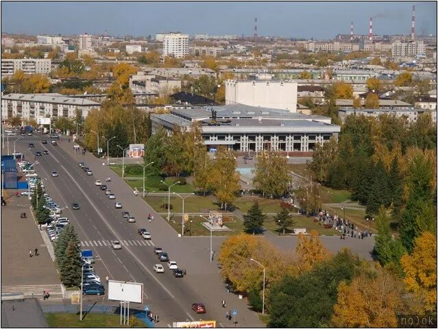 Где в барнауле можно сделать. Город Барнаул год 2009. Площадь мира в Барнауле панорама. Барнаулец фото. Фильмы о улицах города Барнаула.