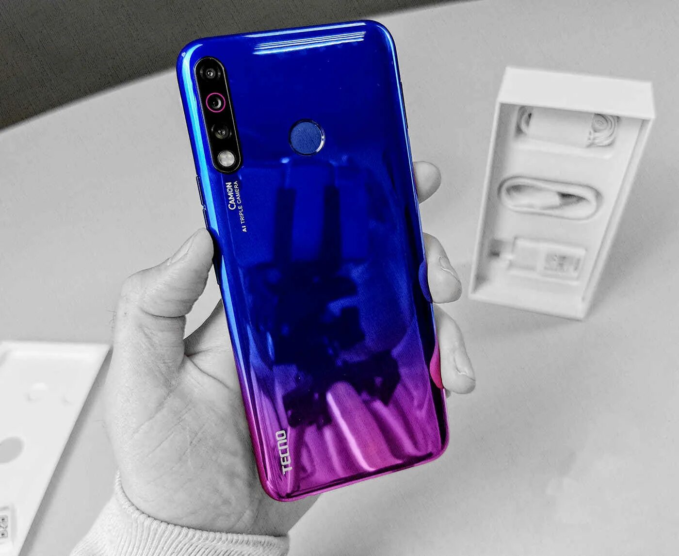 Смартфон текно 10. Телефон techno camon 12. чехол текно камон 12. текно самон. чехол на техно комон 12.