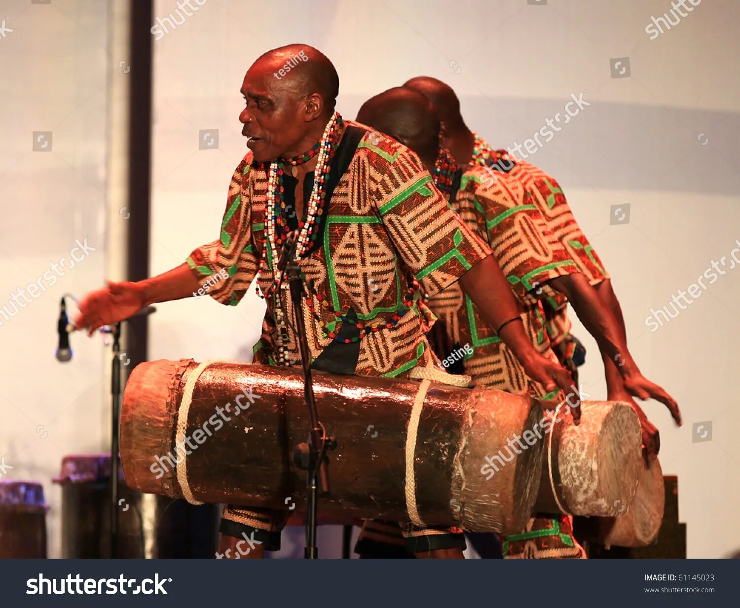 Музыкальный инструмент африки сообщение. Африканские музыканты. Инструменты Африки. Африканские музыкальные инструменты. Национальные инструменты Африки.
