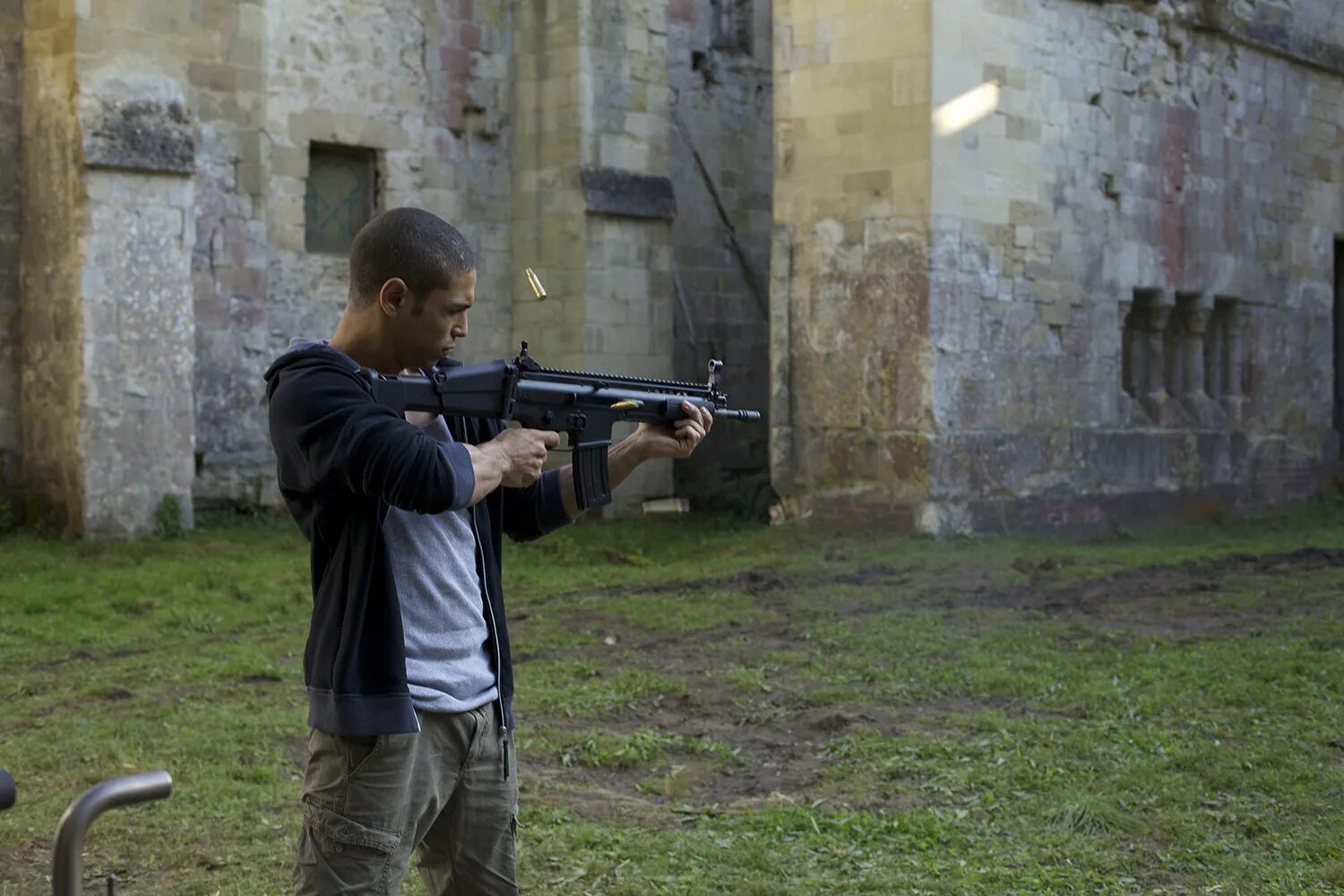 Набережная орфевр депардье. Боевики франция. Иманол персет. Кино французский боевик. Убийцы фильм 2017.