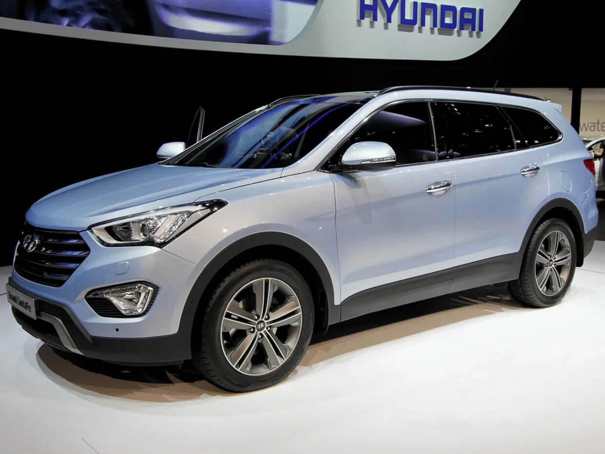 Купить гранд санта фе. Hyundai Grand Santa Fe. Хендай Санта Фе 2023. Хендай Гранд Санта Фе 2013. Hyundai Grand Santa Fe 7 местный.