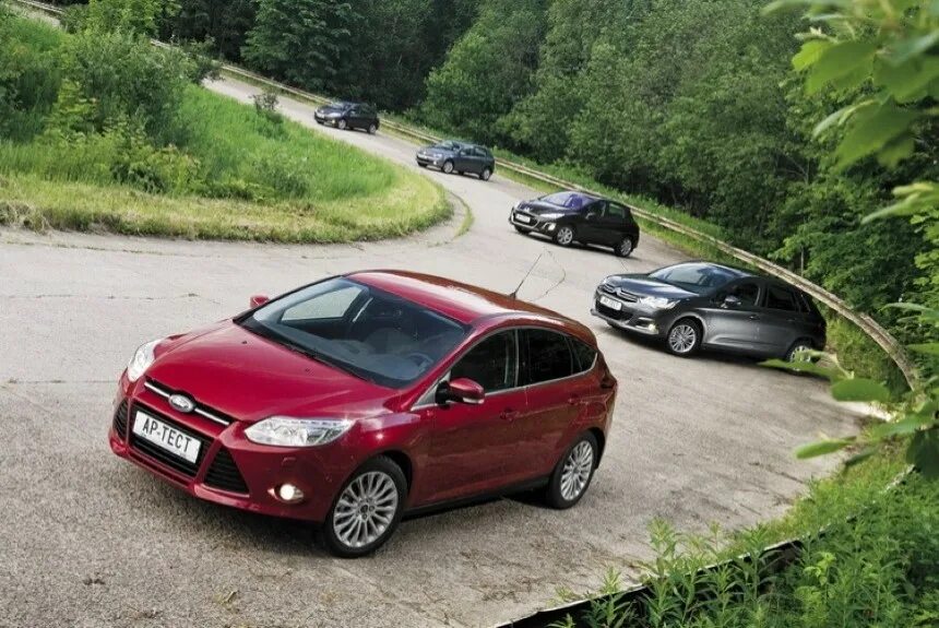 Ford focus 1 rs. Какая машина лучше форд фокус или. Vw jetta vs ford focus. Какая машина лучше форд фокус или. Какая машина лучше форд фокус или.