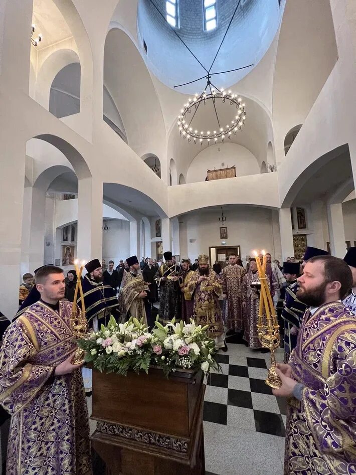 Православная литургия, анафора, евхаристический канон. Литургия в храме сергия радонежского. Литургия в храме сергия радонежского. Литургия в храме сергия радонежского. Напольное.