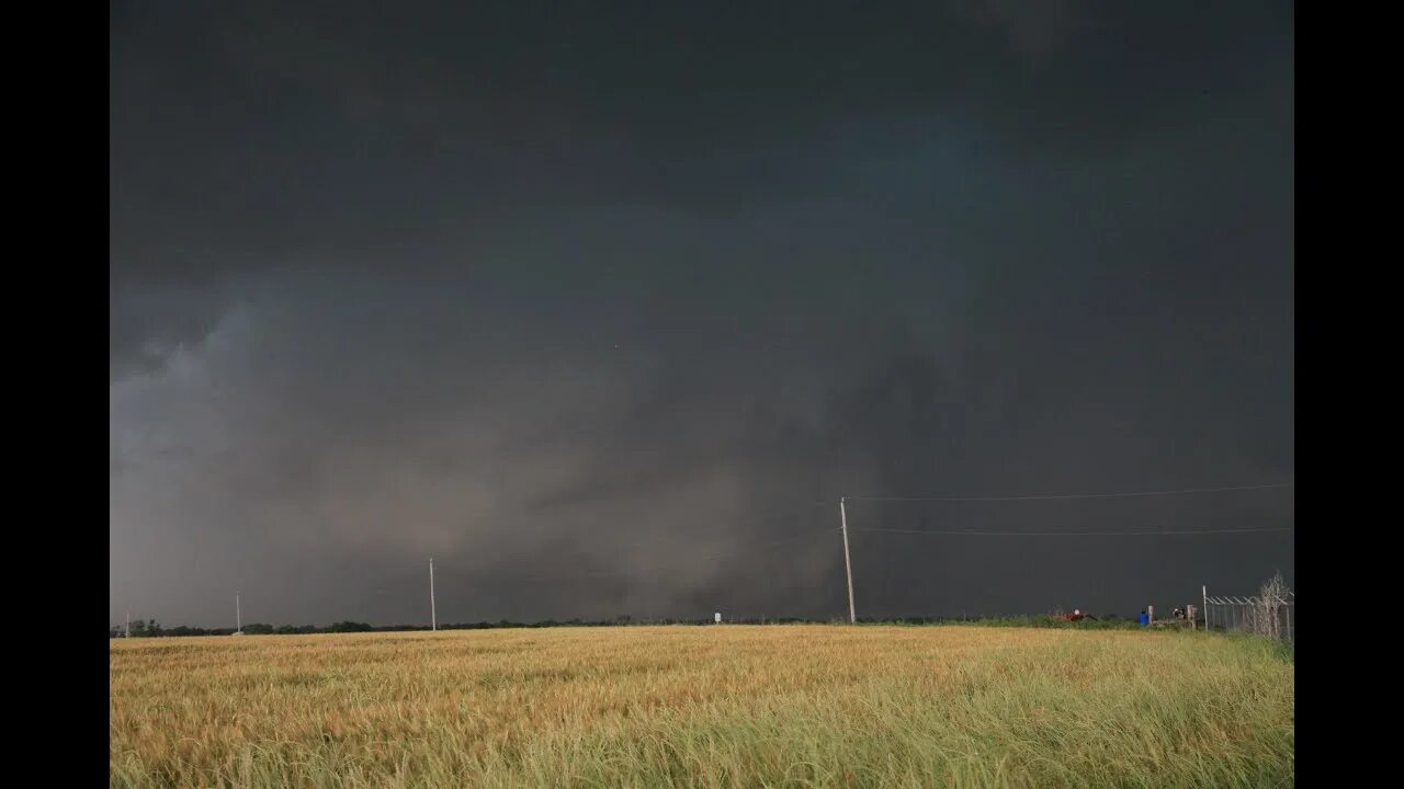Торнадо революции. Эль рино. reno tornado. торнадо в эл-рино. tornadoes of 2013.