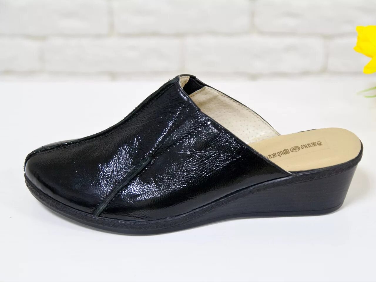 Сабо женская кожа. Сабо dakkem 637-116-05. Сабо женская кожа. Сабо женская кожа. Тамарис сабо женские кожаные белые.