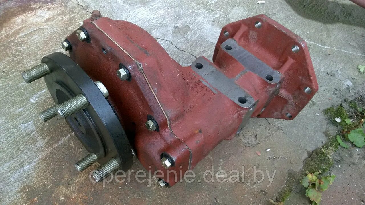Редуктор щетки мтз-82 корпус. Дифференциал мтз 320 заднего моста. Каталог переднего моста мтз 622. Задний мост мтз 320. Дифференциал мтз 320 заднего моста.