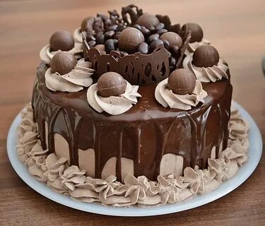 Tort pishirish va bezatish
