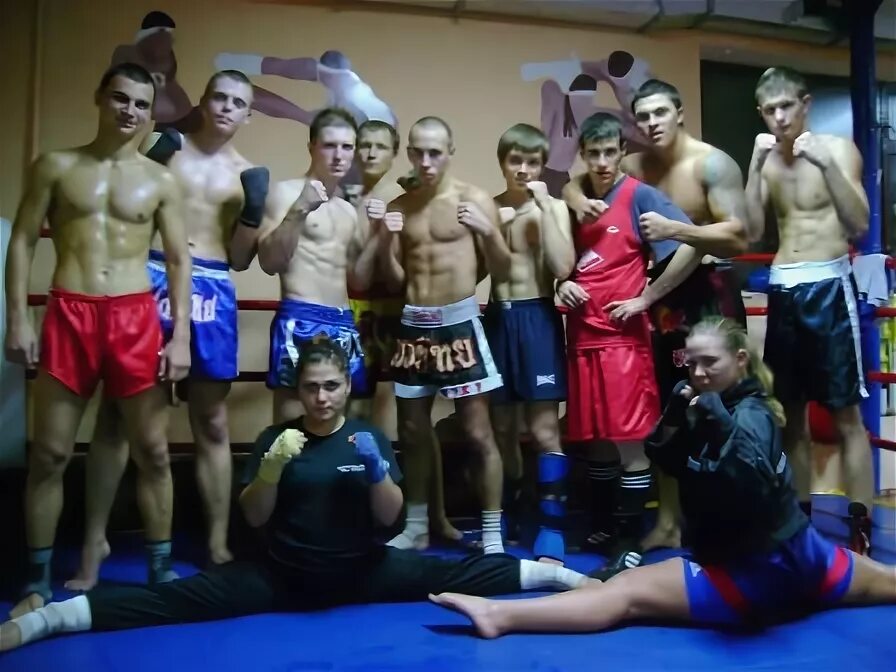 Maximus fighter club. Файтер румянцево инстаграм. Секции в хасавюрте для детей. Клуб файтер. Hard fighter зал иркутск.