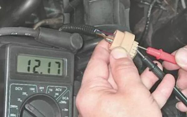 Какое напряжение должно быть на катушке